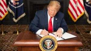 Trump speră să realizeze un acord cu China în timpul vizitei sale în Asia